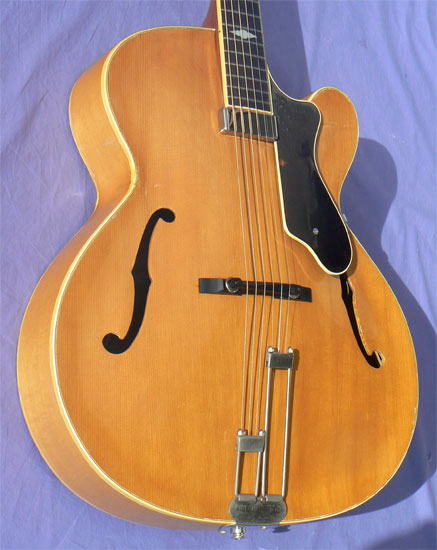 1953 Epiphone Triumph Regent